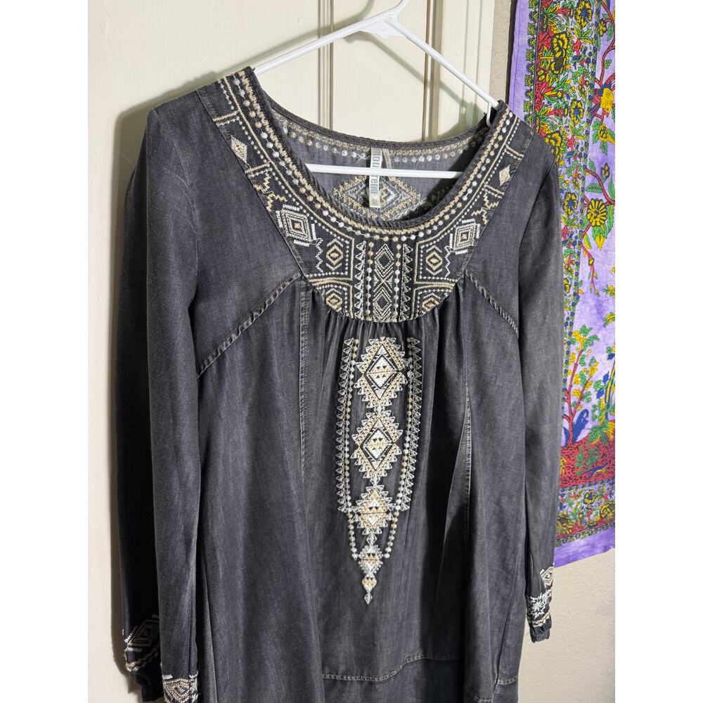 Monoreno M Embroidered Tunic Top Gray Boho Western Southwestern Long Sleeve - Picture 2 of 9